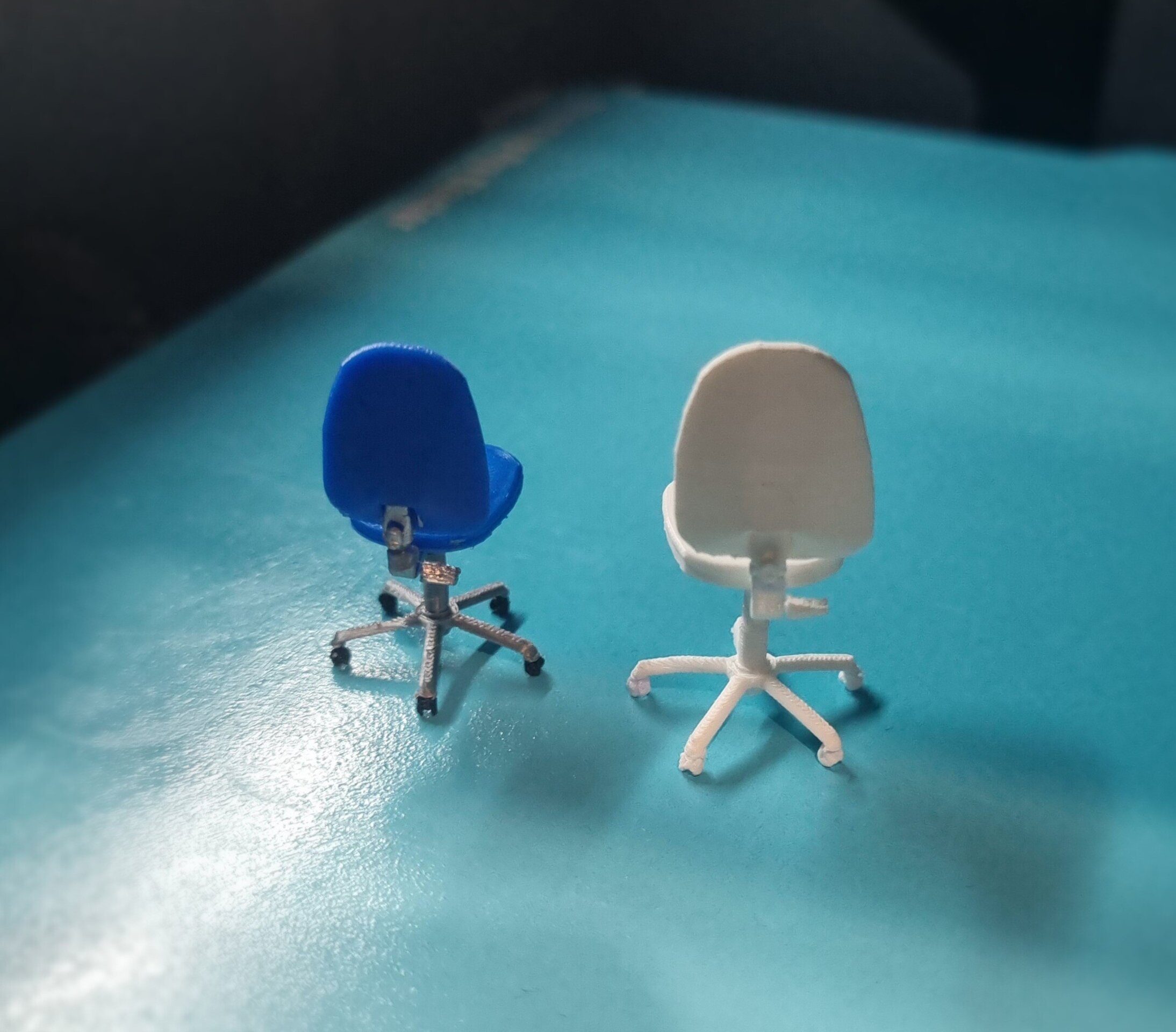 Mobiliario de oficina en miniatura para maqueta - 6