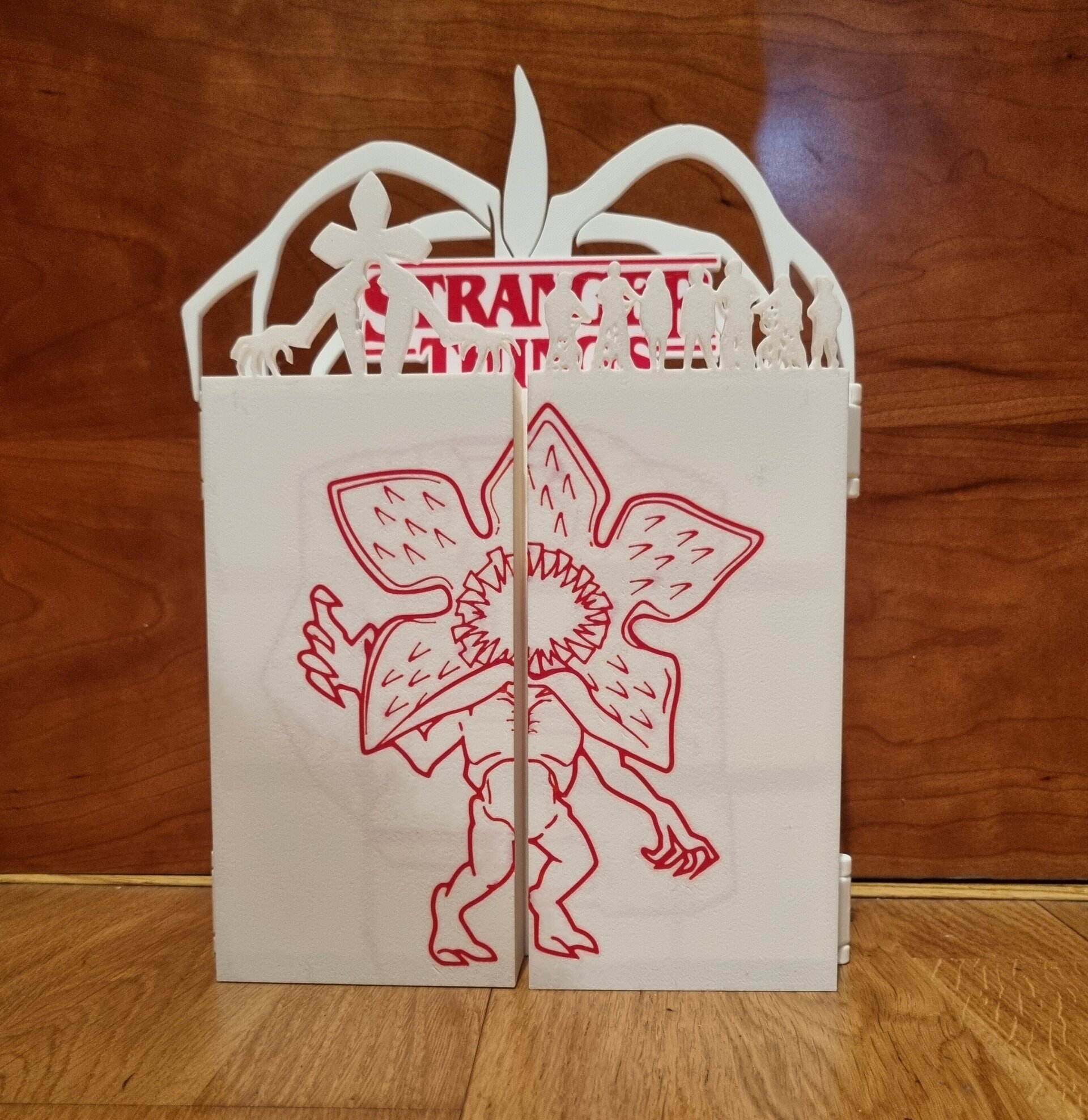 Expositor con bisagras tipo "C" Funko Pop - Kinder Joy "Stranger Things" - 7