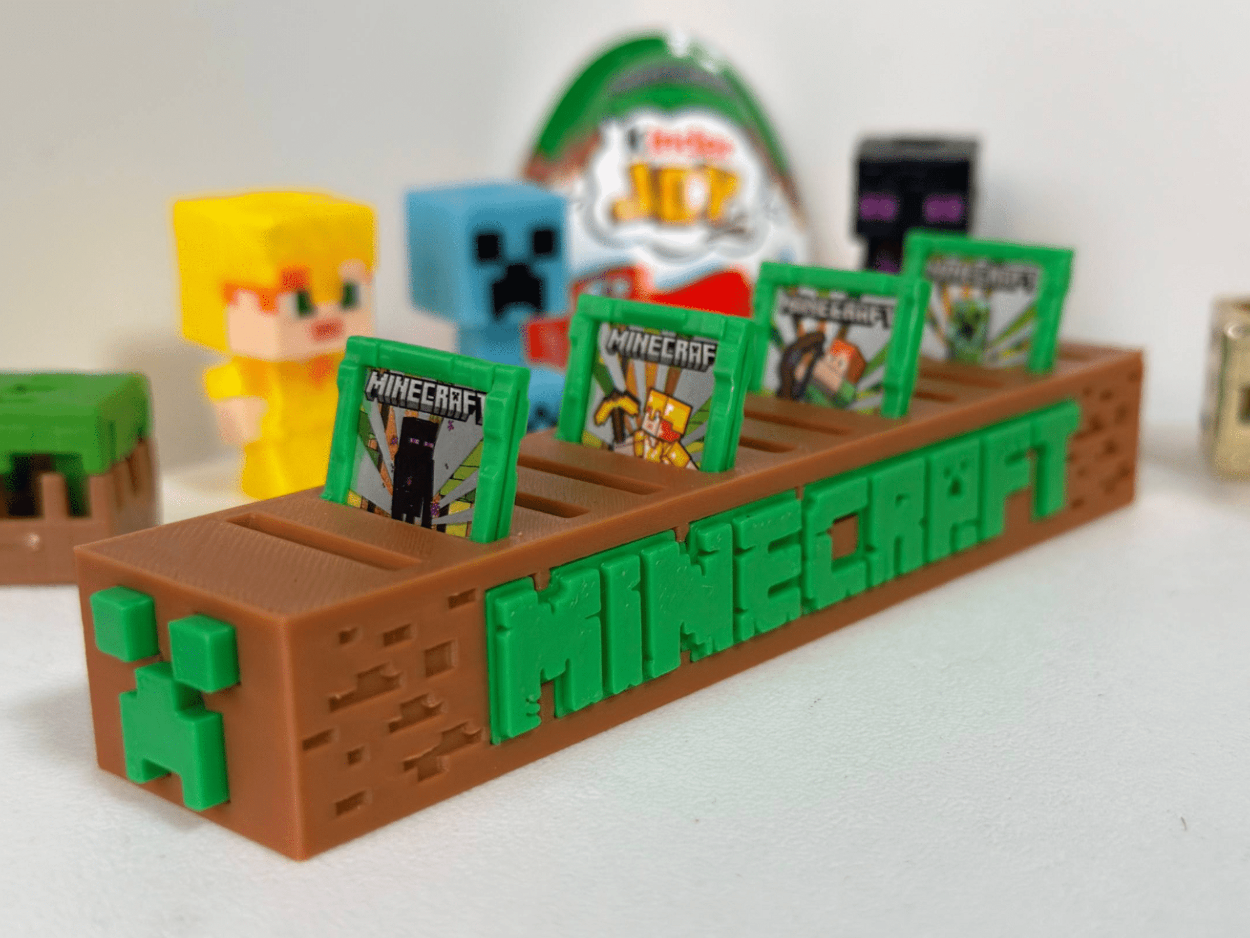 Organizador/Expositor marcos token MINECRAFT kinder Joy - 1