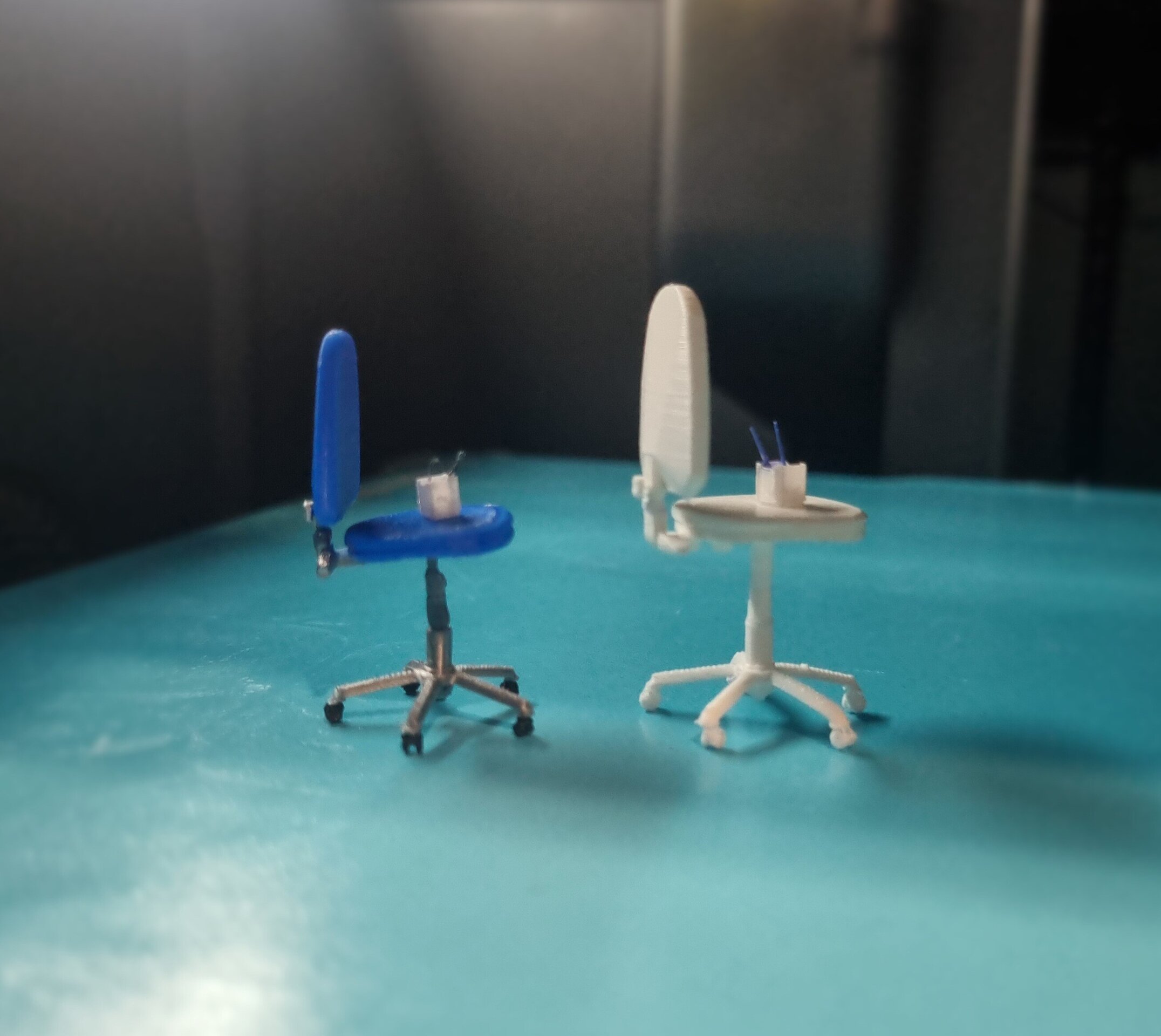 Mobiliario de oficina en miniatura para maqueta - 5