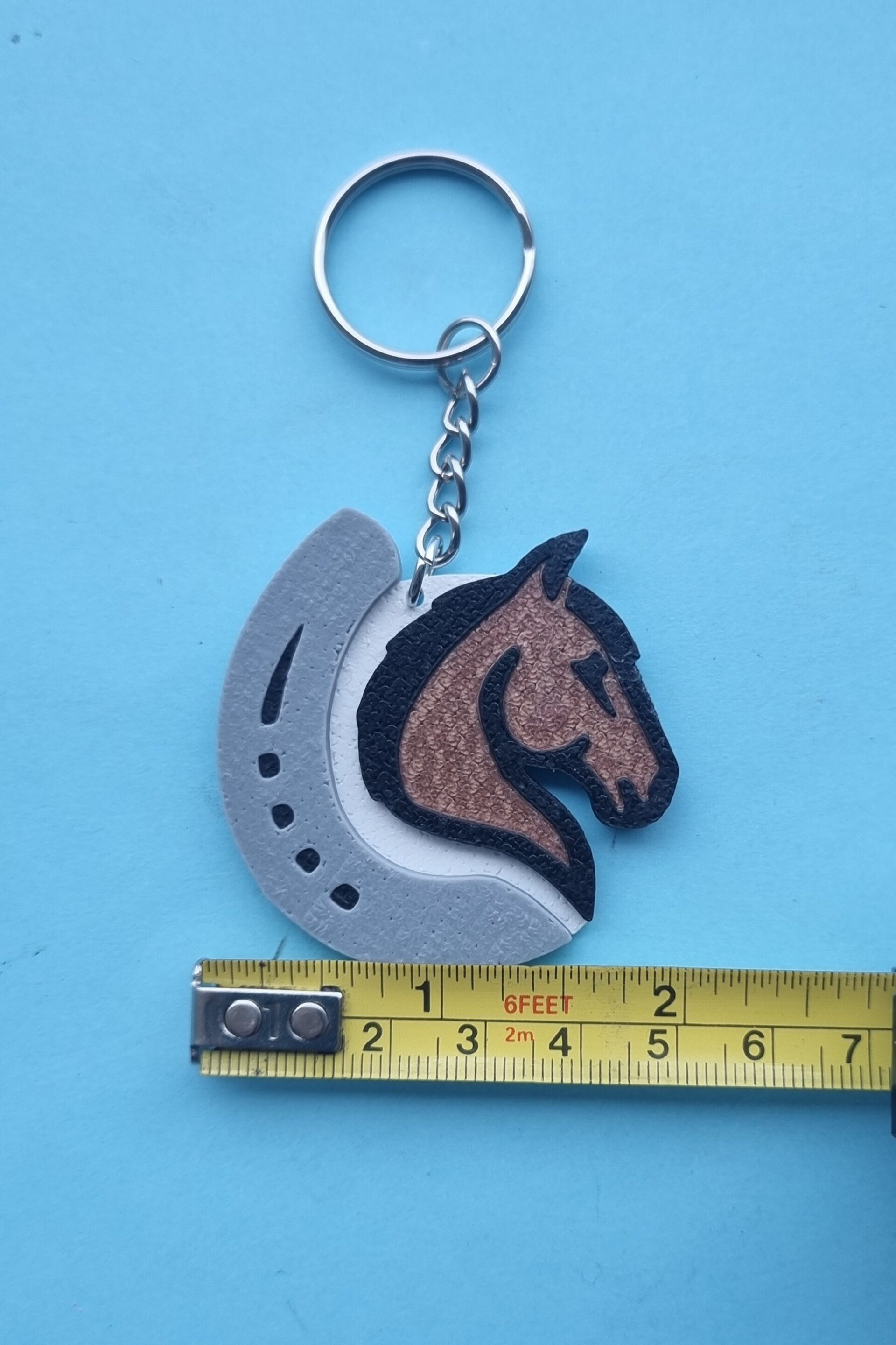 Llavero en relieve con logo HERRADOR/CENTRO ECUESTRE  BERMEJO MARTÍN - 6